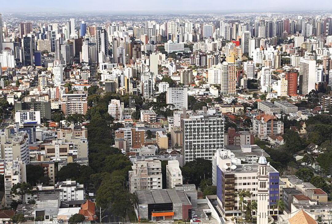 Sistema estrutural de Curitiba: A mobilidade urbana e seus efeitos